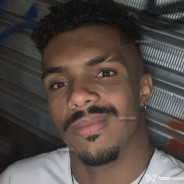 Acompanhante Tony - Perfil