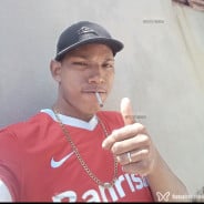 Acompanhante Pierre - Perfil