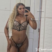 Acompanhante Cristal - Perfil