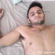 Acompanhante Carleone - Perfil