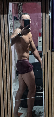 Acompanhante Olafy - Perfil