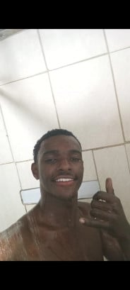 Acompanhante Guiné - Perfil