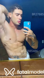 Acompanhante Luan Santana - Perfil