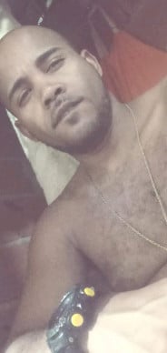 Acompanhante Preto Crocante - Perfil