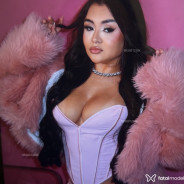 Acompanhante Mirella Santos - Perfil
