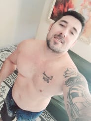 Acompanhante Leonardo - Perfil