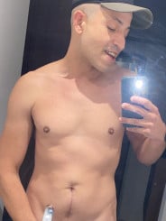 Acompanhante Miguel - Perfil