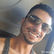 Acompanhante Riico - Perfil