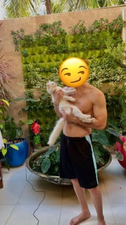 Acompanhante Hetero Peitoral - Perfil