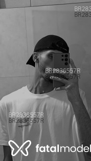 Acompanhante Claiver - Perfil