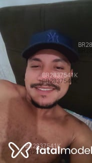 Acompanhante Iguinho - Perfil