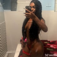 Acompanhante Maria Flor - Perfil