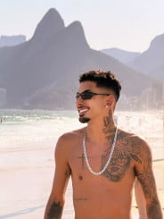 Acompanhante Cleison Pessoa - Perfil