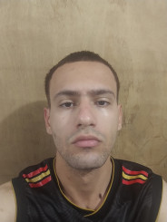 Acompanhante Carlos Henrique - Perfil