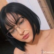 Acompanhante Virginiia - Perfil