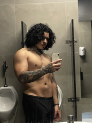 Acompanhante Tatuadin - Perfil