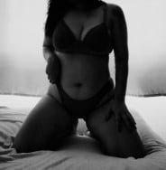 Acompanhante Aline - Perfil