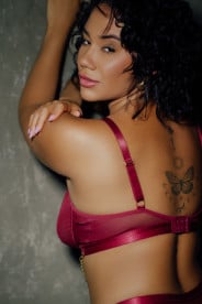 Acompanhante Rach Massote - Perfil