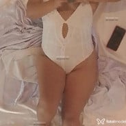 Acompanhante Laura - Perfil
