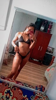 Acompanhante Saah - Perfil