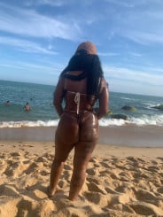 Acompanhante Morena - Perfil