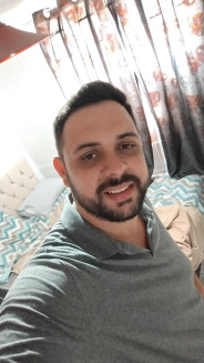 Acompanhante Mineirinho - Perfil