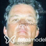 Acompanhante Luiz Henrique - Perfil