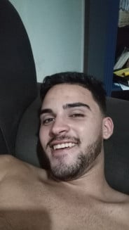 Acompanhante Tavares - Perfil
