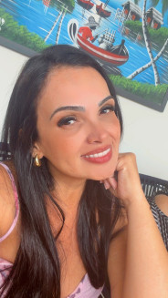 Acompanhante Adriana - Perfil