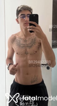 Acompanhante Rossi Dellacruz - Perfil