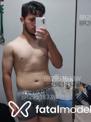 Acompanhante Arthur - Perfil