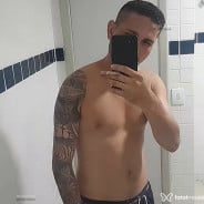 Acompanhante James - Perfil