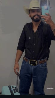 Acompanhante Marcos Borges - Perfil