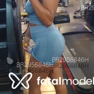 Acompanhante Preta - Perfil