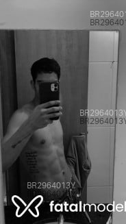 Acompanhante Henrique Silva - Perfil