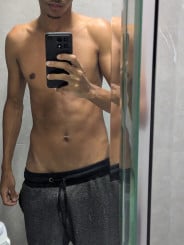 Acompanhante Henrique - Perfil