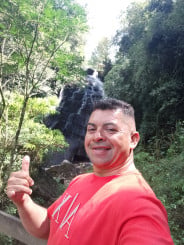 Acompanhante Santos - Perfil