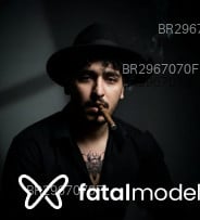 Acompanhante Artur - Perfil