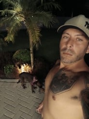 Acompanhante Carlos - Perfil