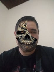 Acompanhante Roberto Carlos - Perfil