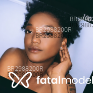 Acompanhante Preta - Perfil