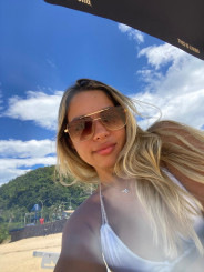 Acompanhante Rebeca - Perfil