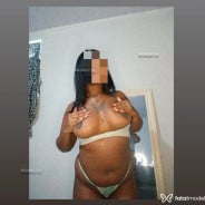 Acompanhante Preta - Perfil