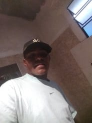 Acompanhante Pretoque - Perfil