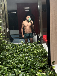Acompanhante Brito - Perfil