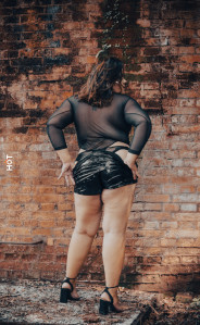 Acompanhante Eduarda - Perfil