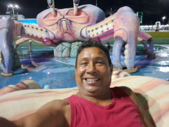 Acompanhante Edvaldo Vaz - Perfil