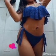 Acompanhante Preta - Perfil