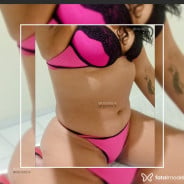 Acompanhante Polly - Perfil
