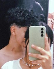 Acompanhante Theo - Perfil